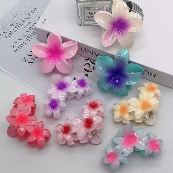 Plumeria hair clip 6.jpg