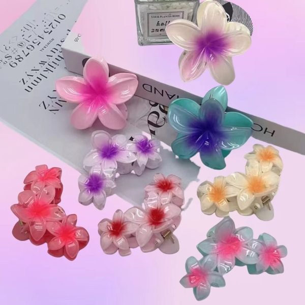 Plumeria hair clip 9.jpg