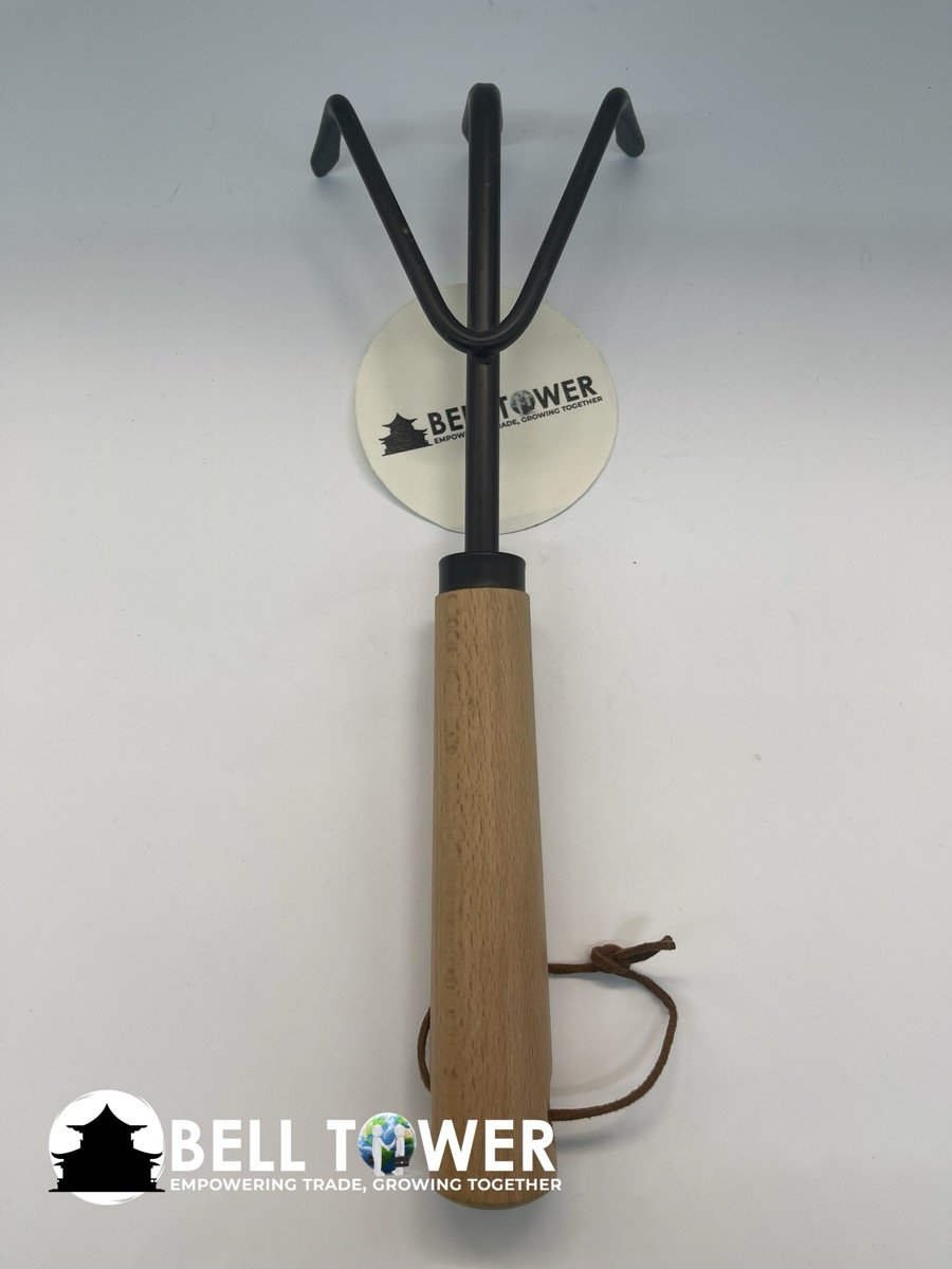 Hand Cultivator - Image 2