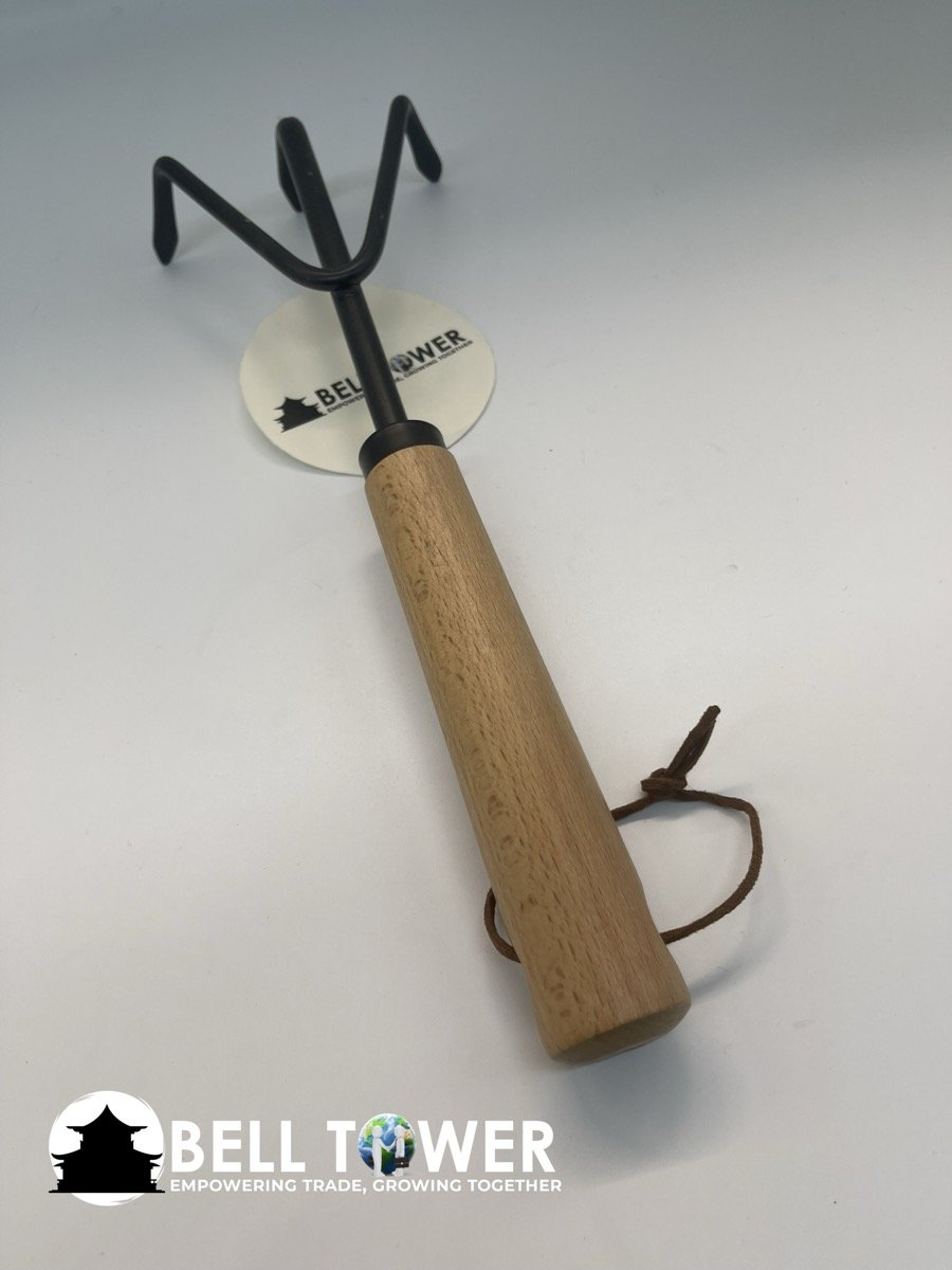 Hand Cultivator - Image 4