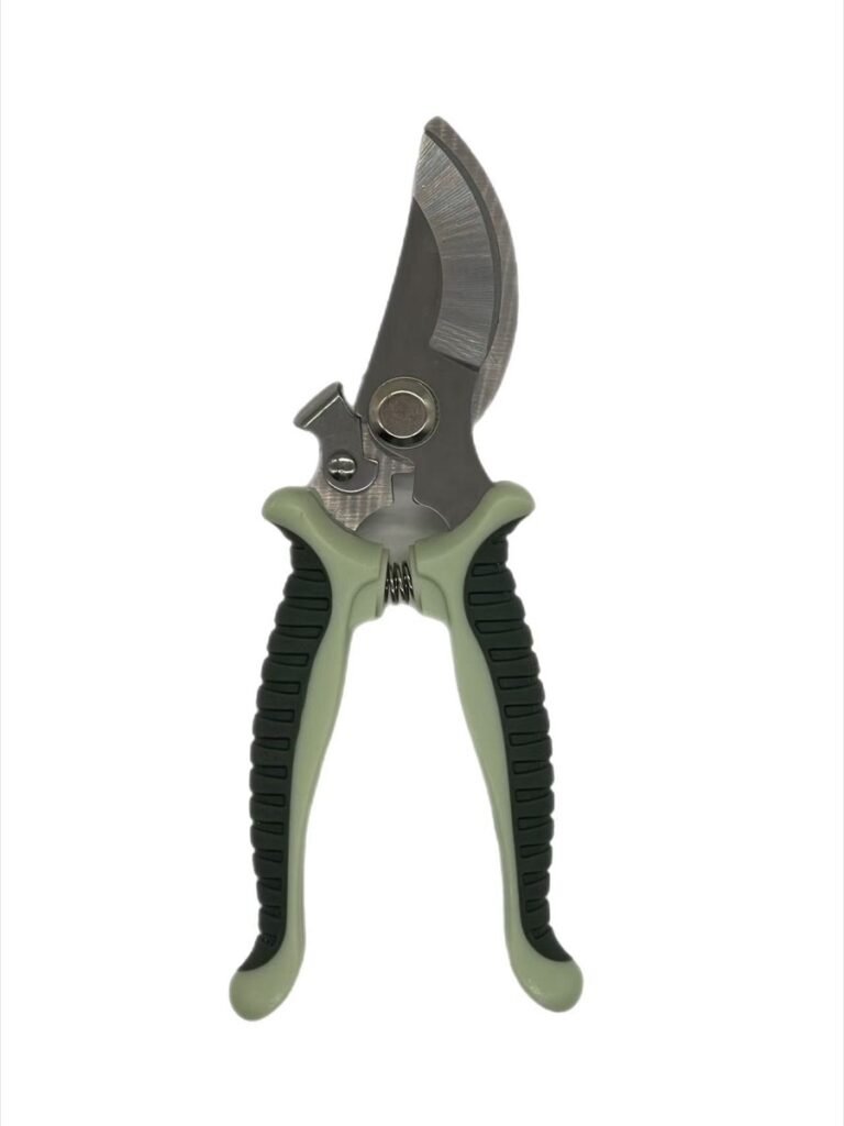 Products - image all-steel-bypass-pruning-shears-gray-industrial-strength-Bell-018-GTS-768x1024 on https://belltowercn.com