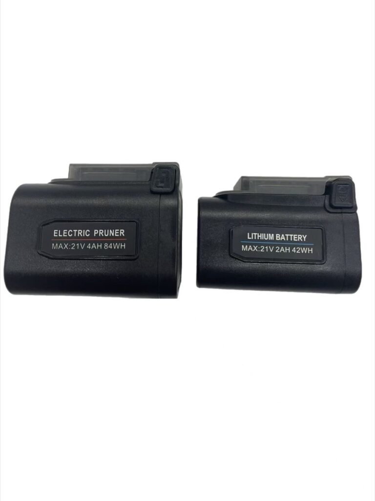 Products - image batteries-21V-4AH-84WH-21V-2AH-42WH-2-768x1024 on https://belltowercn.com
