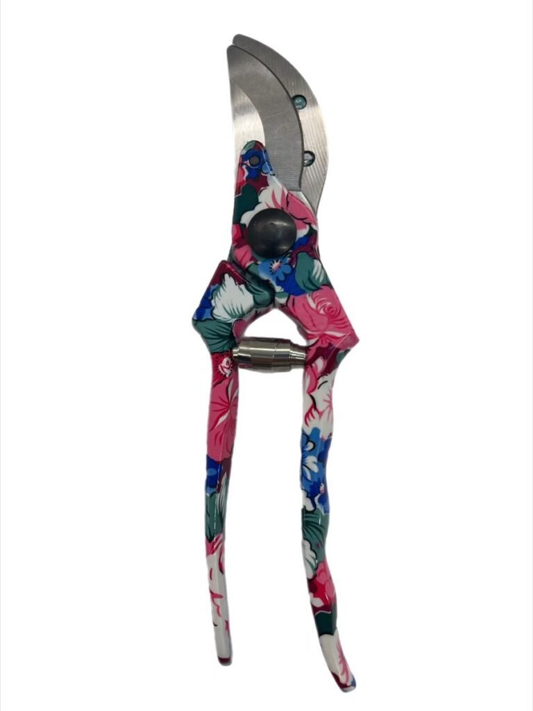 Products - image floral-bypass-pruners-elegant-rose-gold-garden-shears-decorative-handles-Bell-026-GTS-768x1024 on https://belltowercn.com