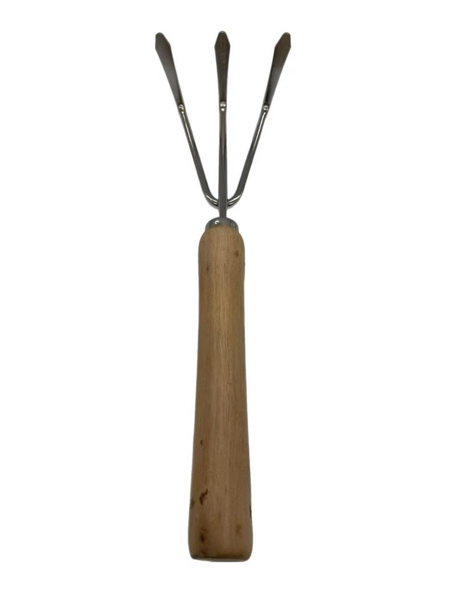 Cultivator