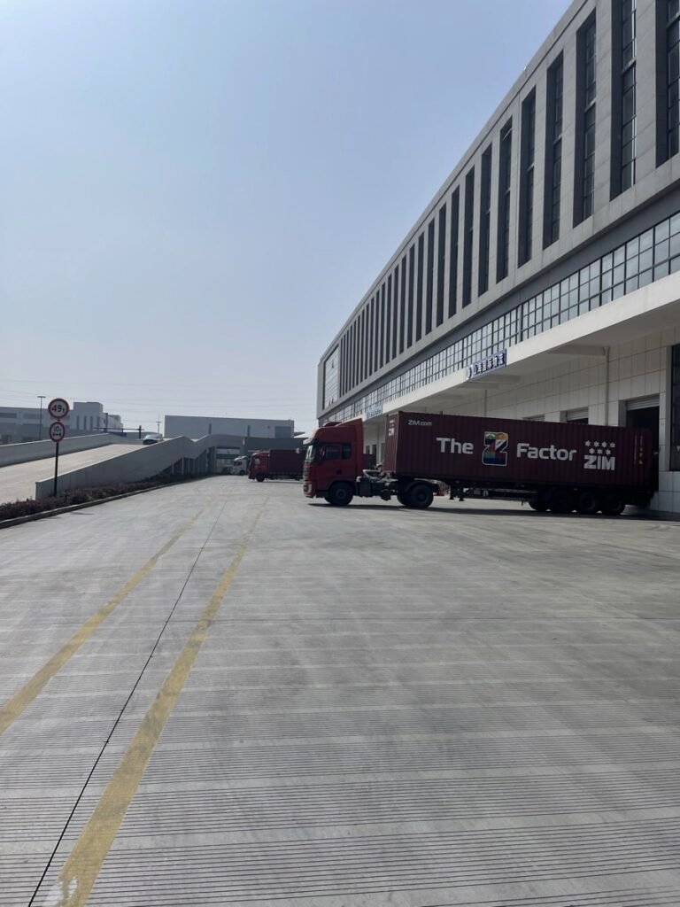 02 loading bays