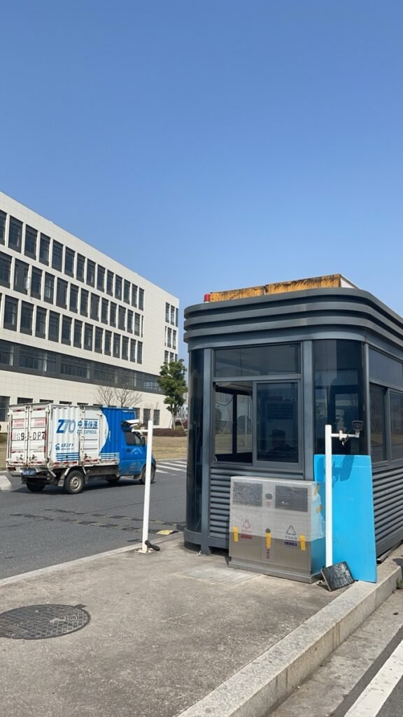 08 zim truck